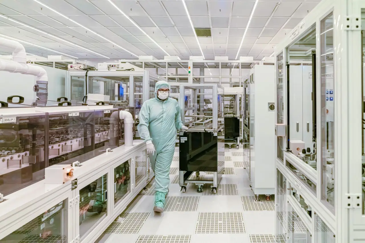 云存储网关与传统文件服务器在政企场景中的技术对比分析