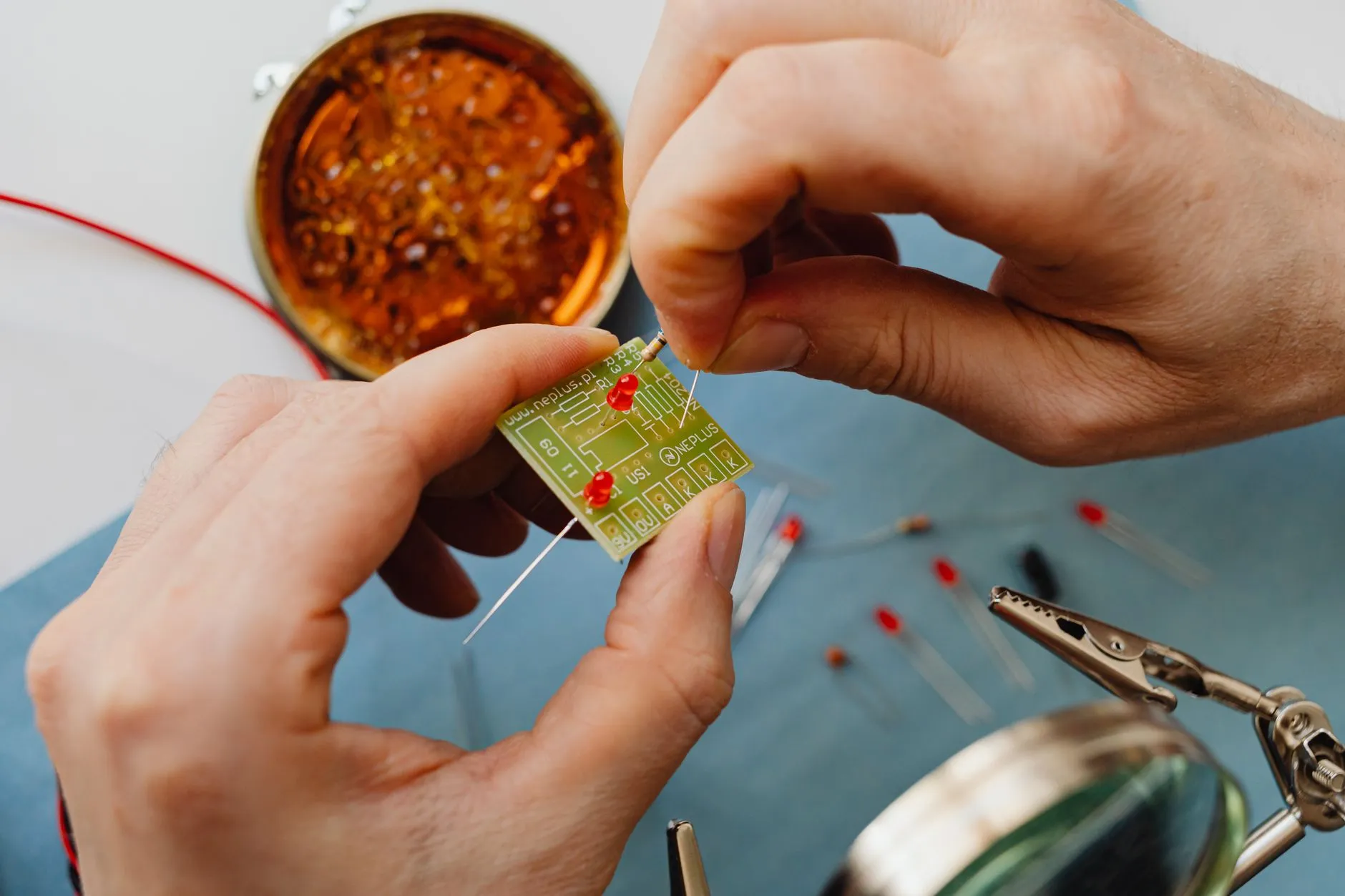 网络存储设备与对象存储设备选型对比:适用场景与性能差异分析